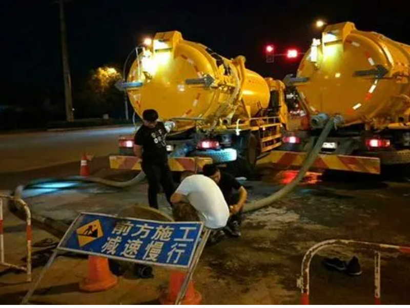 鄂州市疏通下水道专业清洗工厂污泥管道抽化粪池公司